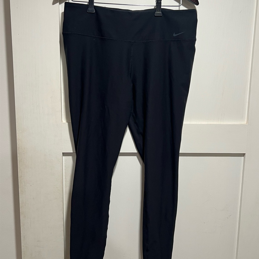 Nike Black Dri-Fit 7/8 Tights